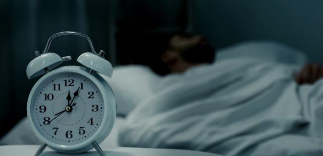 A Comprehensive Guide to Enhancing Sleep Through Circadian Rhythm Optimization cover picture