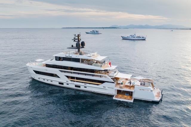 How the Sanlorenzo 44 X-Space is redefining luxurious exploration cover picture