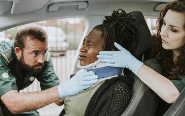 How does car accident treatment success depend on time? cover picture