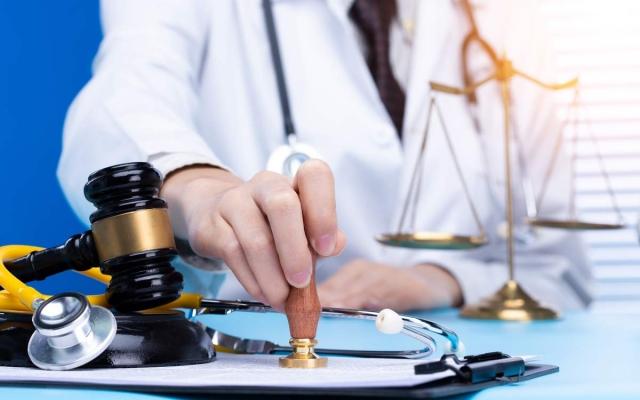 Understanding the Role of a Personal Injury Attorney cover picture