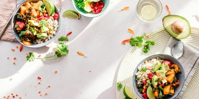 Nutrition and Recovery - A Holistic Approach for Mindful Living cover picture
