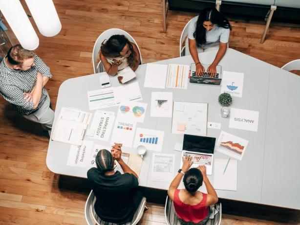 Navigating the SEO Landscape: The Role of SEO Agencies in Modern Marketing cover picture