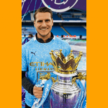 Piet Cremers: “Odyssey from Enthusiast to Premier League Coaching Sensation cover picture
