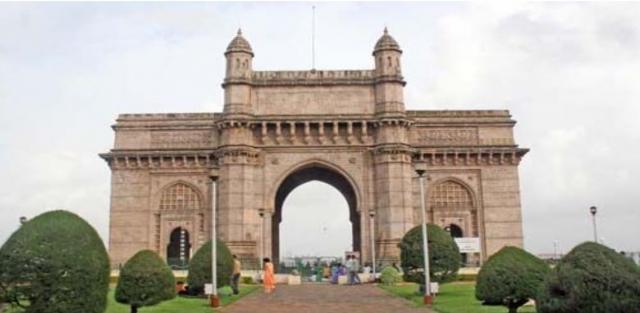 I Hate Misal Pav + Top 10 Automatic Deal Breakers for Maharashtrian Families cover picture