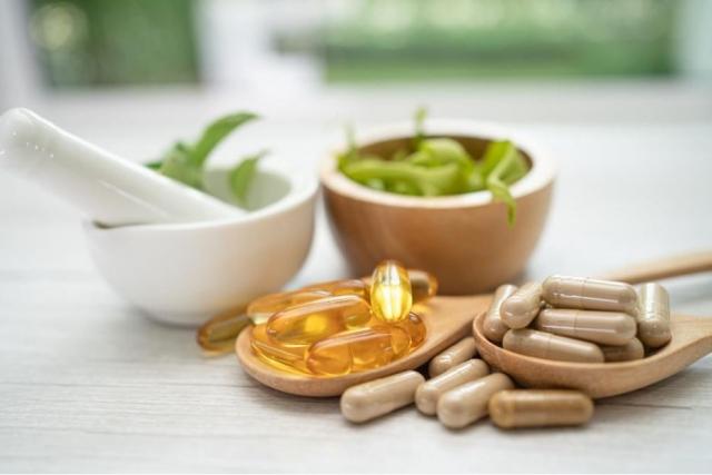 From Probiotics to Psyllium: Unveiling the Digestive Benefits of Supplements cover picture