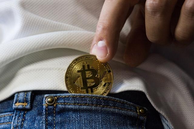 5 Ways to Buy Cryptocurrency cover picture