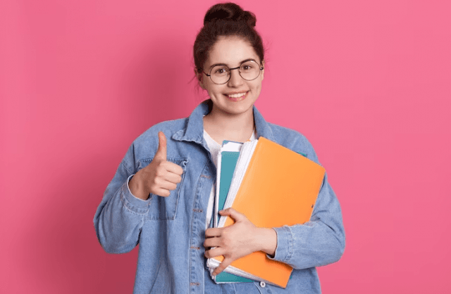 Exploring the Benefits of Learning French with an Online Teacher in India cover picture
