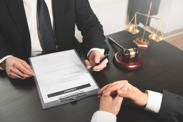 A Guide to Choosing an Expert Estate Planning Attorney cover picture