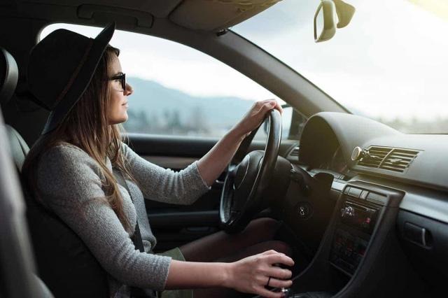 What are the eligibility criteria for taking a defensive driving course in Texas? cover picture
