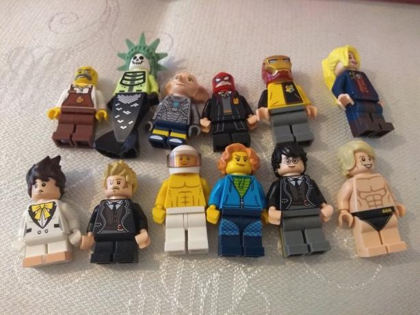 How can custom minifigs enhance the storytelling aspect of LEGO displays and dioramas? cover picture