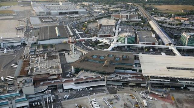Exploring the Gateway to the Eternal City: A Guide to Rome's Fiumicino Airport (FCO) cover picture
