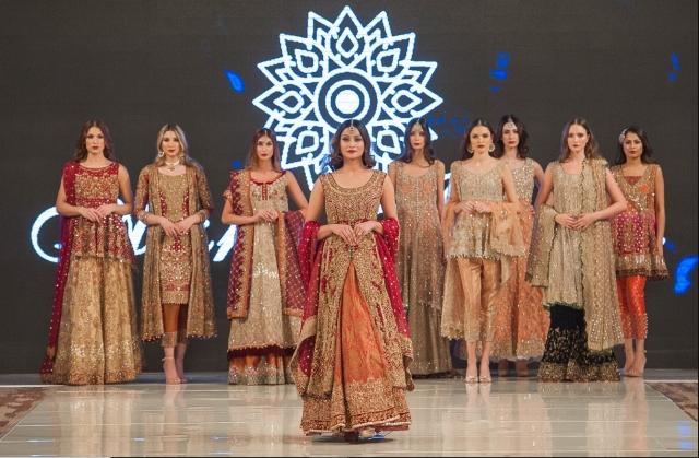 Unveiling the Threads of Elegance: Fashion Trends in Pakistan 2024 cover picture
