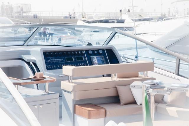 How to Choose the Right Boat Seats for Your Vessel cover picture