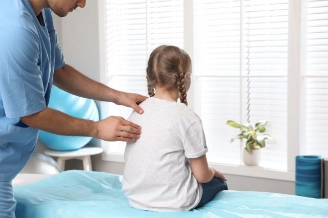 Finding the Top-Tier Scoliosis Specialists in Sydney and Understanding How to Identify Scoliosis cover picture
