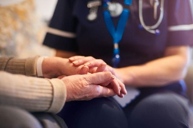7 Benefits of Energy Healing for Nurses and Patients cover picture