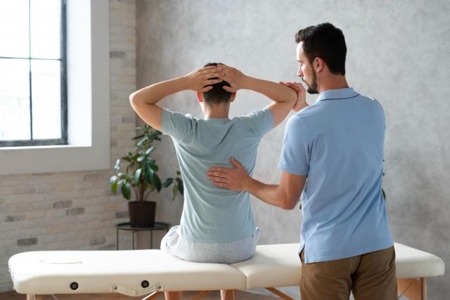 4 Ways Physical Therapy Can Help Improve Your Health and Wellbeing cover picture