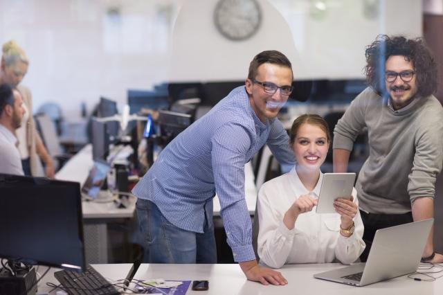 The benefits of boosting employee morale and how to achieve them cover picture
