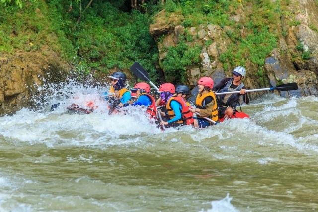 How Do You Prepare For a Whitewater Rafting Trip? cover picture