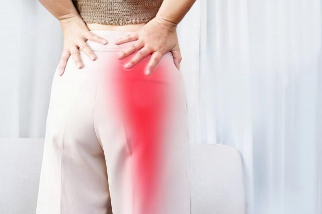 8 Ways To Get Fast Sciatica Relief cover picture