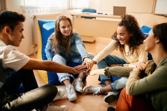 What To Expect From a Teen Residential Treatment Center cover picture