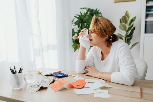 5 Things to Do When Harassed by Debt Collectors cover picture