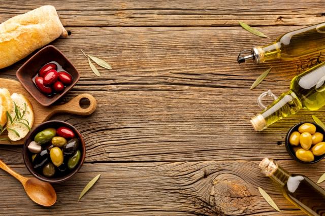 Discovering Sandalwood Essential Oil: Nature's Aromatic Gift cover picture