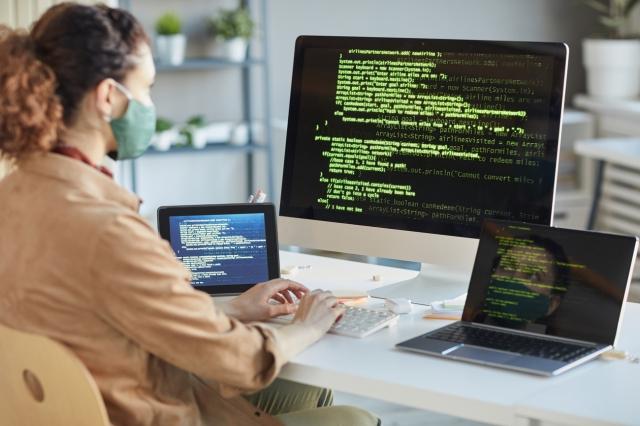 Benefits of Using Industrial Computer Systems cover picture