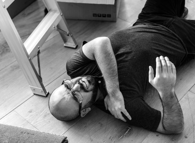 Proving Liability in Slip and Fall Accidents: What You Need to Know cover picture