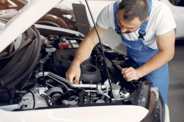 Why Drivers Rely on Automotive Repair Franchises More Than Ever cover picture