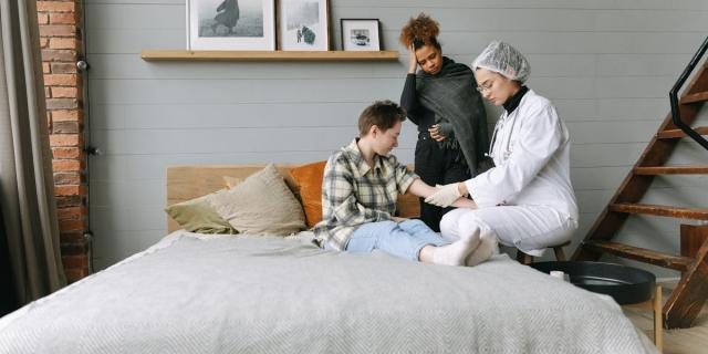 How the LGBTQ Community Empowers Women in Addiction Recovery cover picture