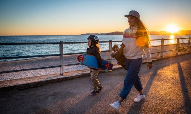 Tips On How To Be A Trendy Mum cover picture
