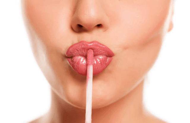 The Surprising Benefits of Applying Lip Gloss cover picture