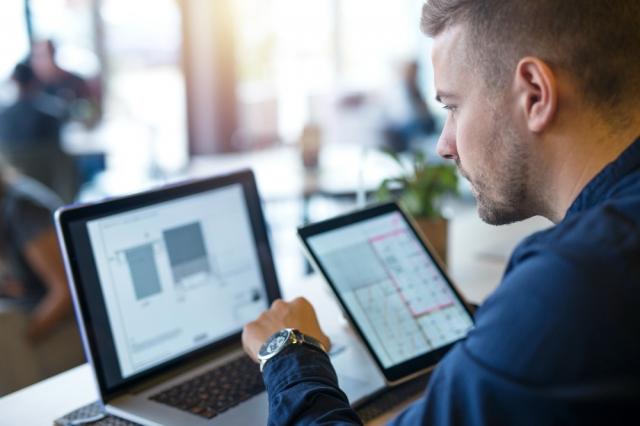 Maximising Data Insights with Advanced KPI Reporting Software cover picture