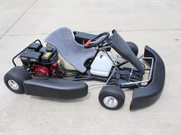 Top Tips for Upgrading Your Racing Kart Parts cover picture