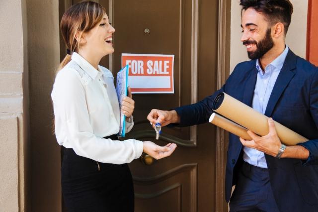 Questions to Ask a Real Estate Agent When Selling Your Home cover picture