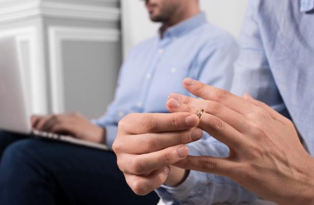 Navigating Divorce: Australia's Legal Insights cover picture