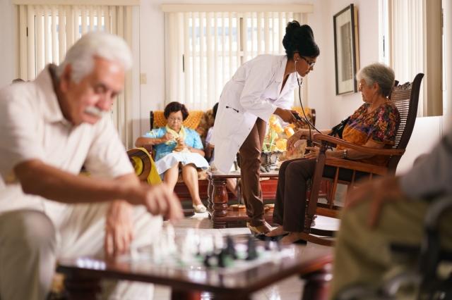 How To Make the Transition to Assisted Living Easier for You and Your Loved One cover picture