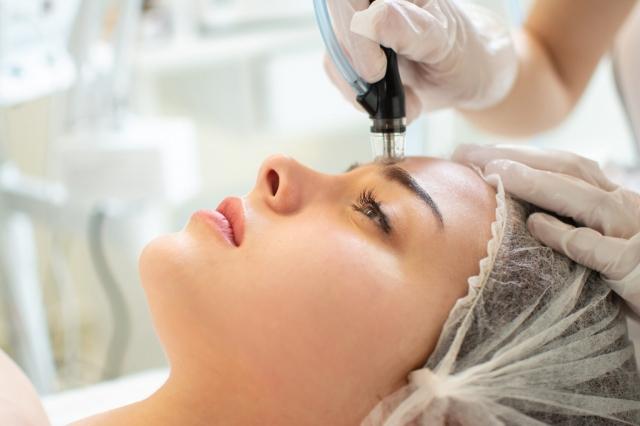 HydraFacial: A Beacon of Self-Care for Enhanced Well-being cover picture