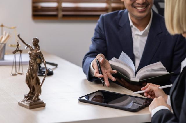 The Benefits of Hiring a Local Personal Injury Attorney cover picture