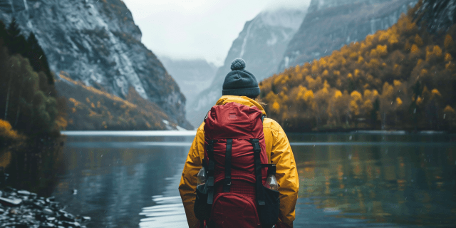 8 Tips for Finding a Travel Insurance Policy That Works for You cover picture