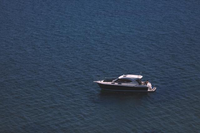 What Sets Luxury Yacht Charters Apart on the French Riviera? cover picture