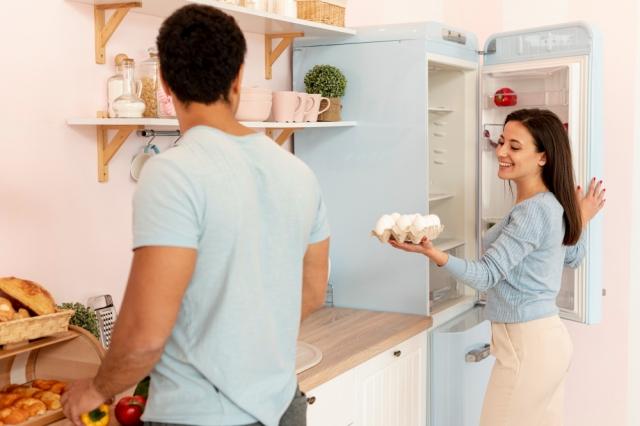 10 Essential Fridge Maintenance Tips for Your Food to Stay Healthy cover picture
