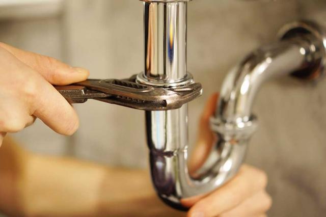 How to Choose the Right Plumbing Service in Singapore cover picture