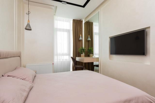 Comparing Beds for Studio Apartments - Understanding the Differences and Best Uses for Each cover picture