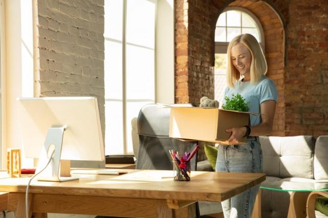 Maximize Efficiency: The Essential Guide to Choosing the Perfect Long Desk cover picture