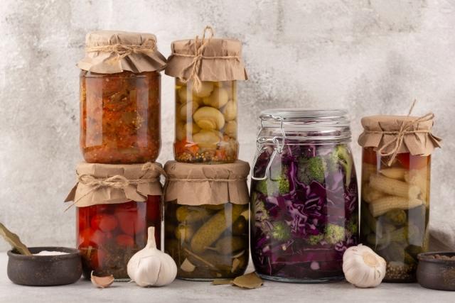 The Versatility and Charm of Weck Jars: A Timeless Kitchen Essential cover picture