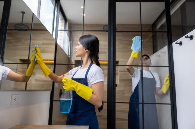Reasons to Hire Commercial Cleaning Services for Your Business cover picture