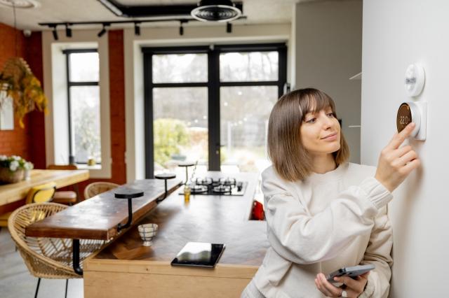 Thermostat Replacement: When Is It Time? cover picture