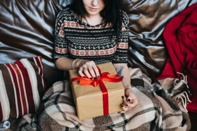 The Ultimate Winter Gift Bundle: Stay Cozy and Warm cover picture