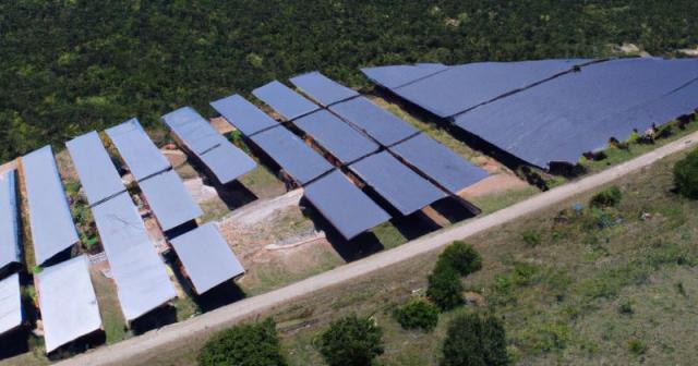 Are Solar Panels With Battery Backup Worth it in Texas? cover picture